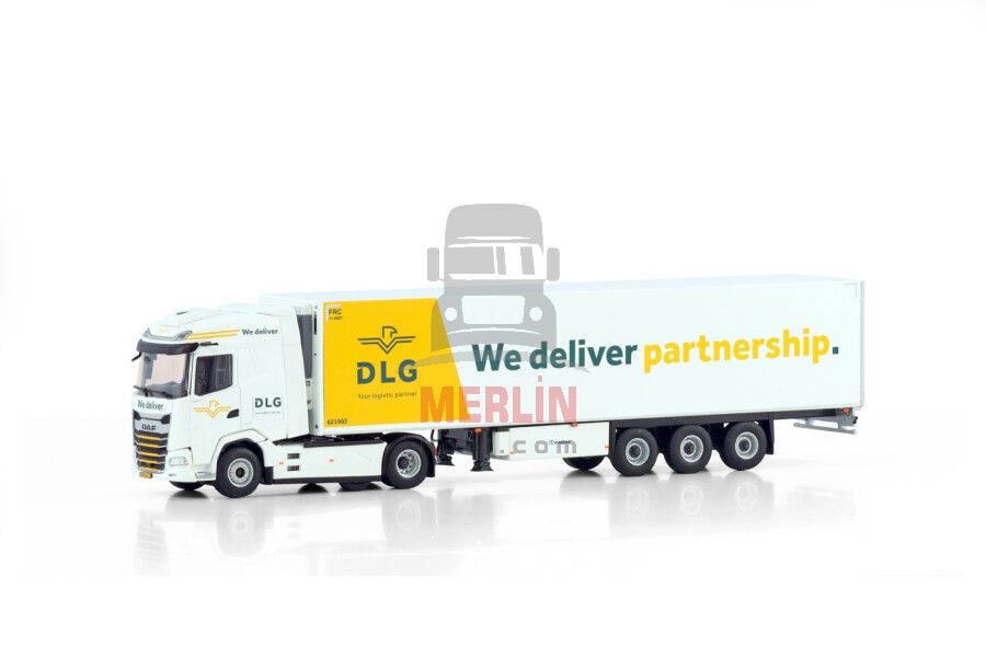 1/50 DAF XG 6X2 MIDLIFT AXLE REEFER TRAILER - 3 AXLE - DLG Logistics