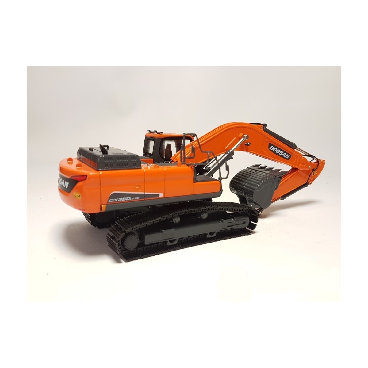 Doosan  DX380LC-9 Paletli Eskavatör