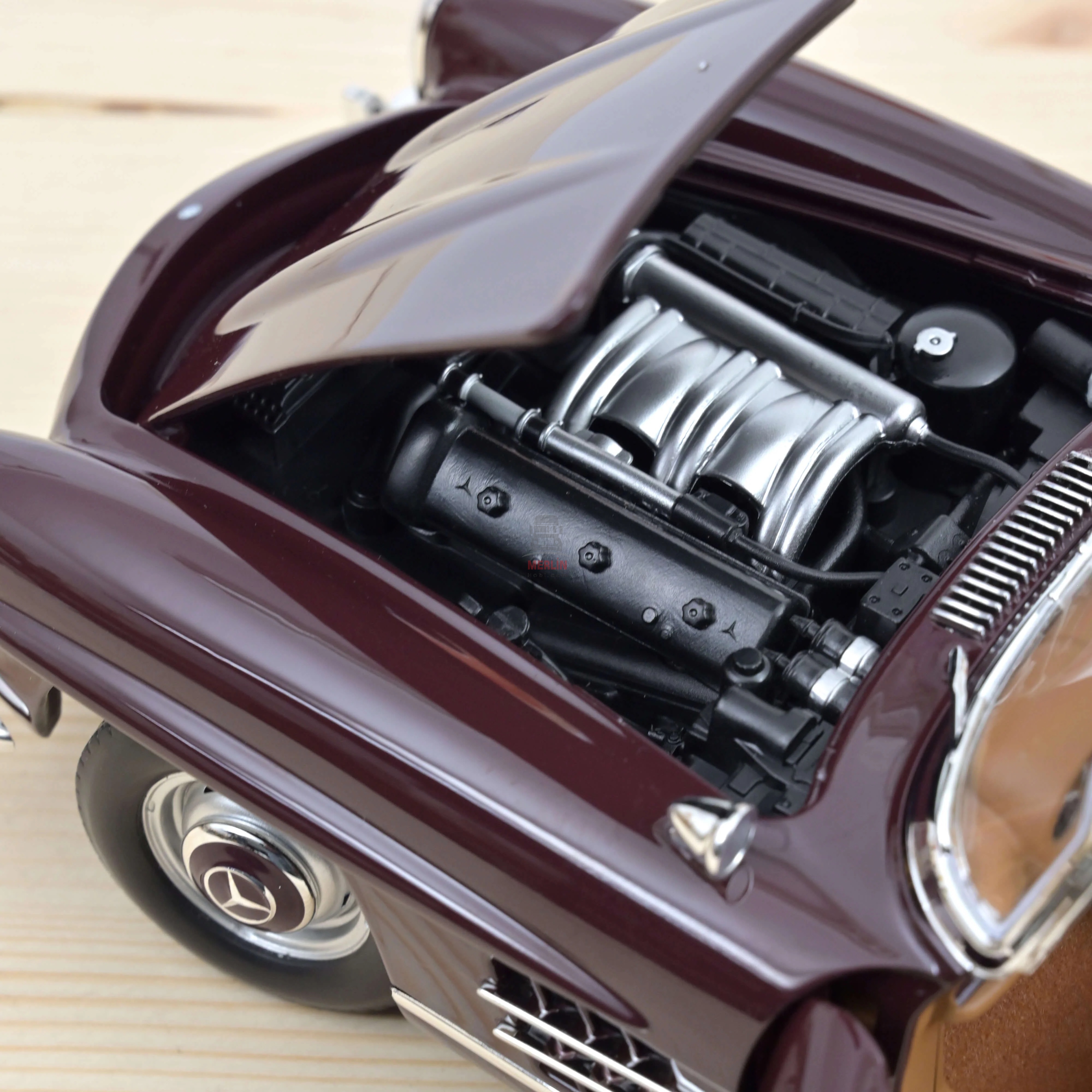 1/18 Norev Mercedes-Benz 300 SL Roadster 1957 Red 