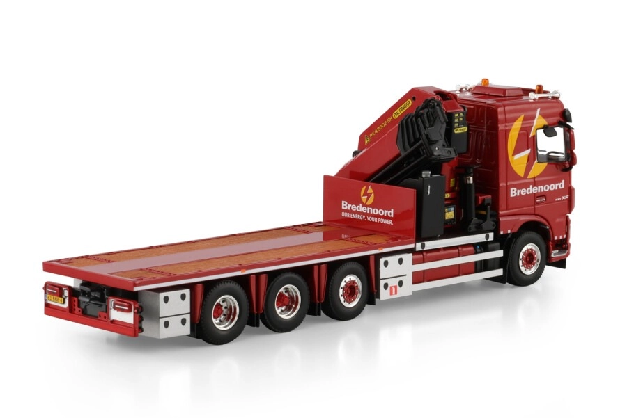 1/50 Bredenoord; DAF XF SPACE CAB MY2017 8X2 TRIDEM WITH PALFINGER PK 65002 SH