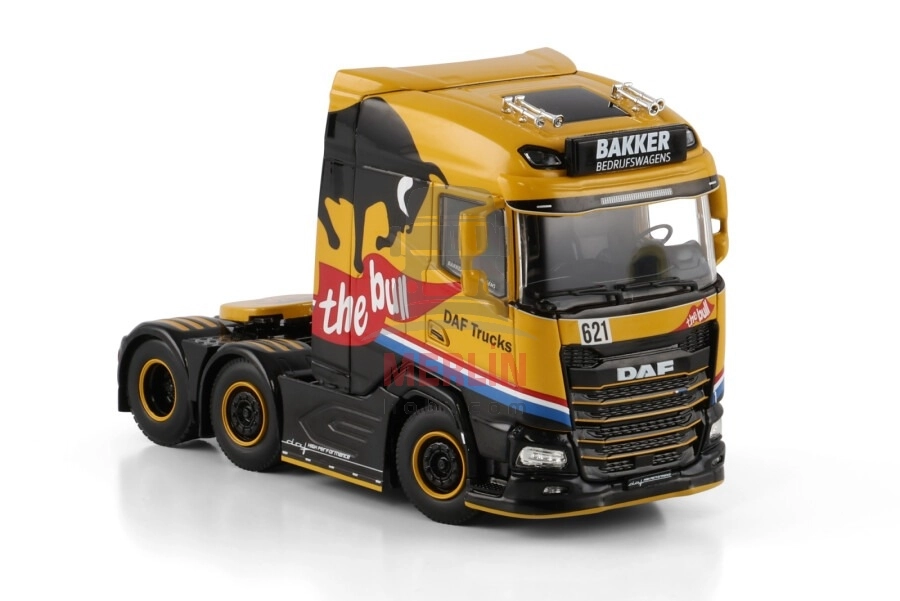 1/50 DAF XF SUPER SPACE CAB MY2017 4X2