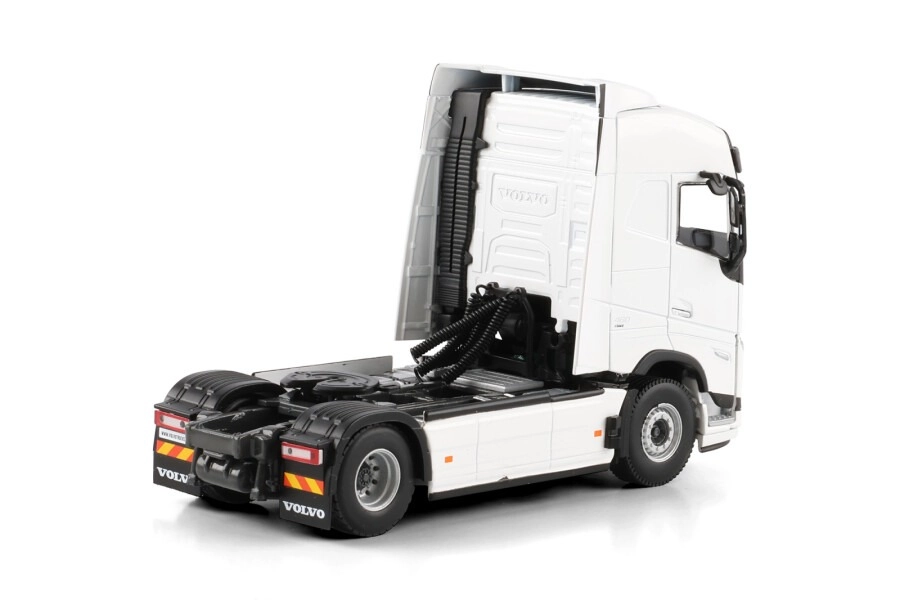 1/50 VOLVO FH5 MY2024 GLOBETROTTER 4X2