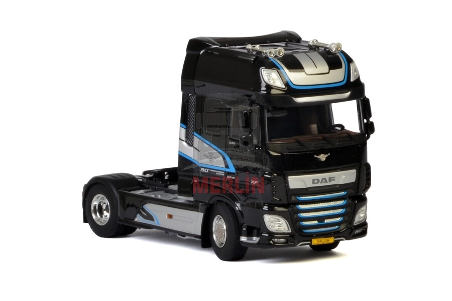 1/50 DAF XF SUPER SPACE CAB MY2017 4X2