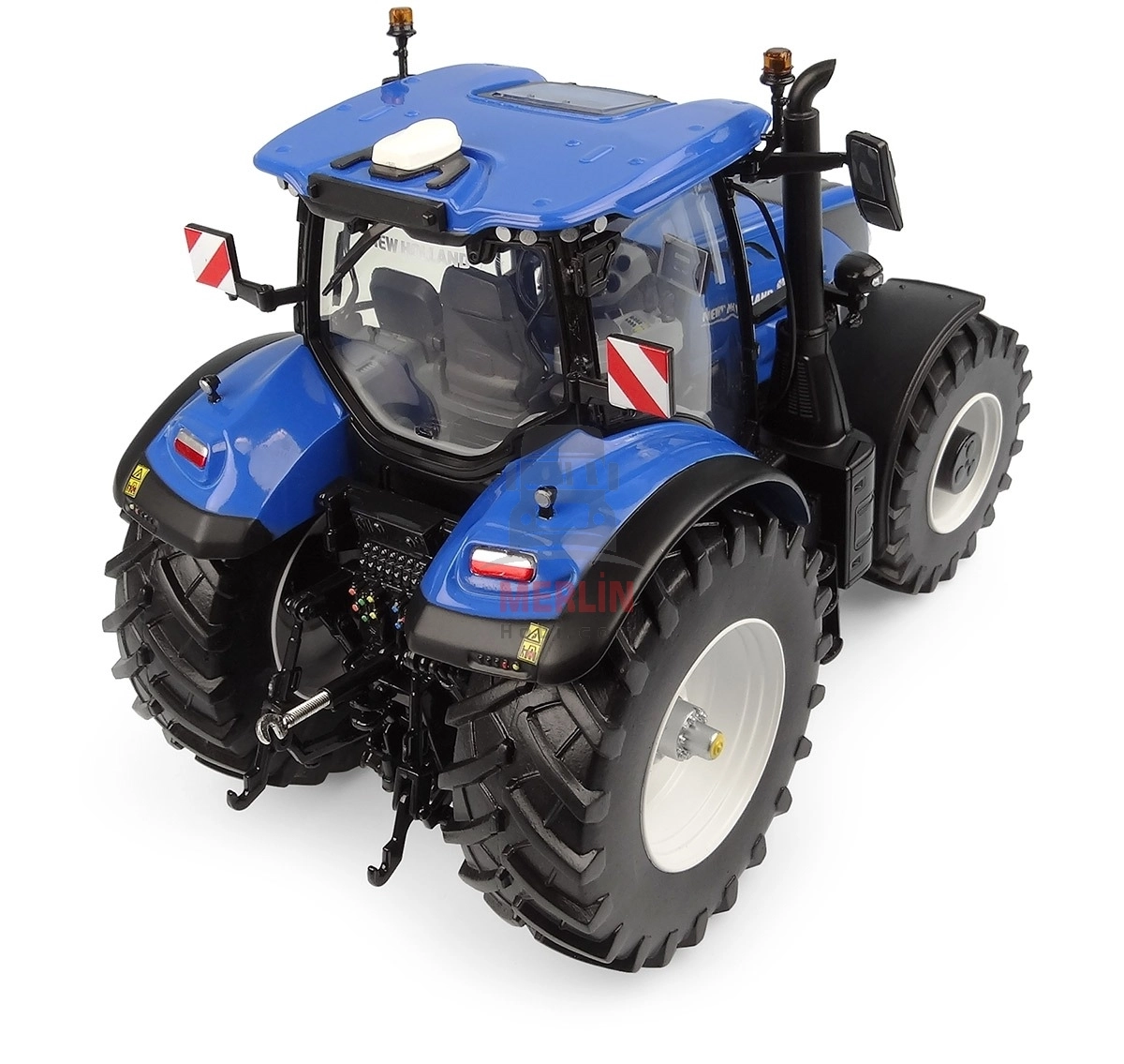 1/32 NEW HOLLAND T7.300 ’Auto Command’’  Traktör