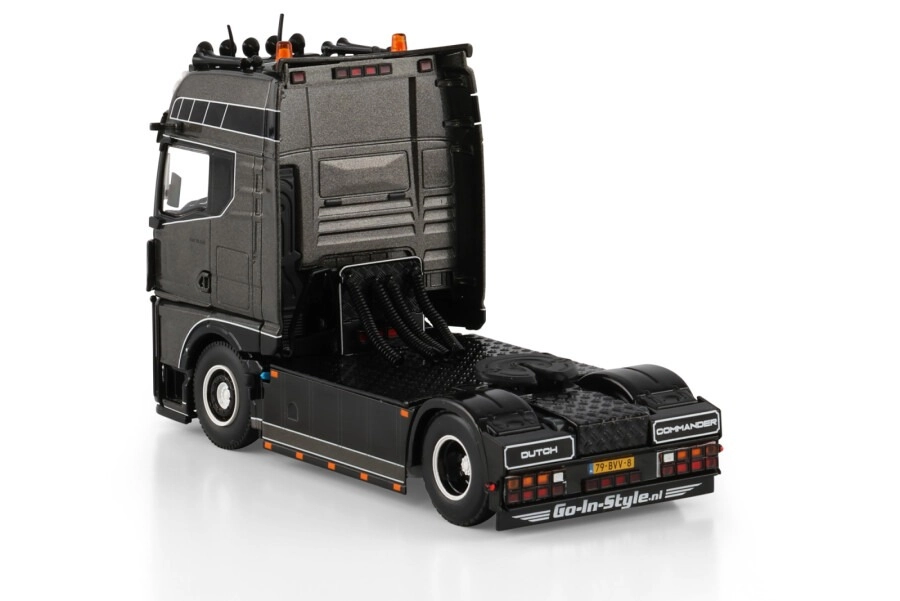 1/50 -MAN TGS LX 4x2 Beyaz