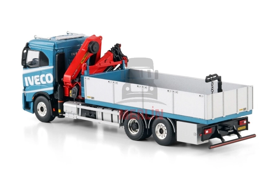 1/50 IVECO S-WAY AS LOW RIGED FLATBED TRUCK 6X2 TAG AXLE WITH PALFINGER PK 24.001 SLD 5 Vinçler