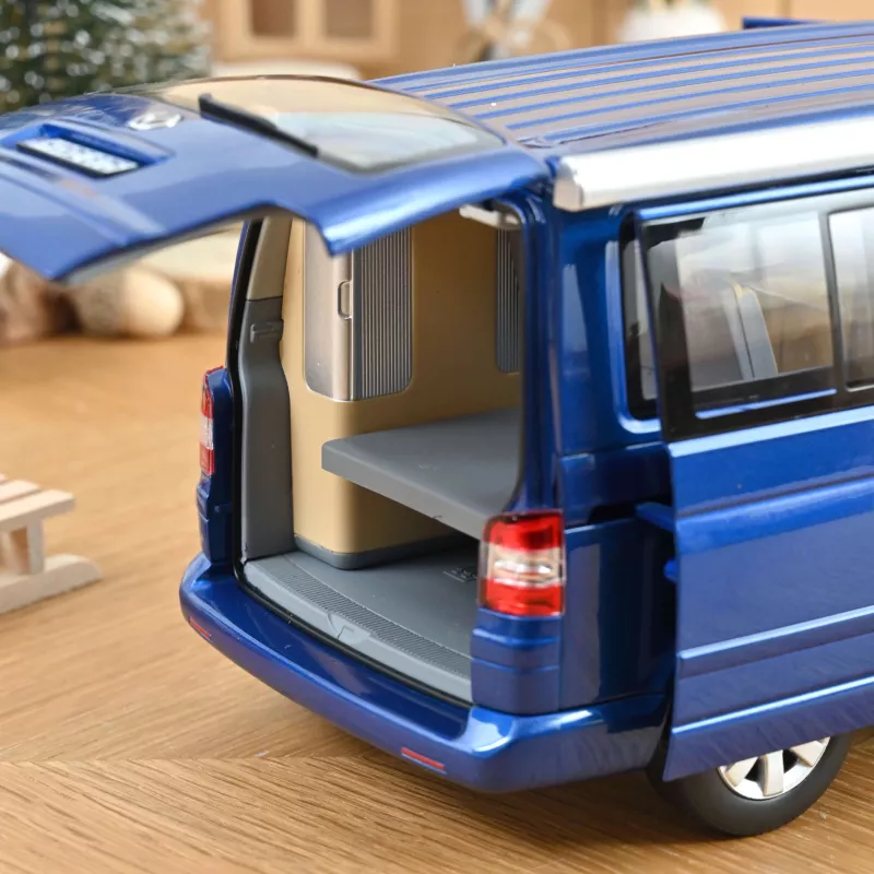 1/18 Norev VOLKSWAGEN CALİFORNİA METALİK MAVİ 2003