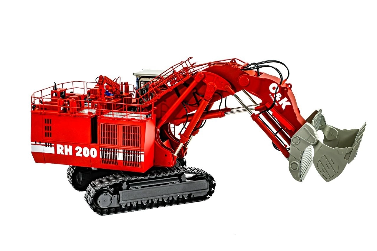 O&K Excavator RH200 shovel