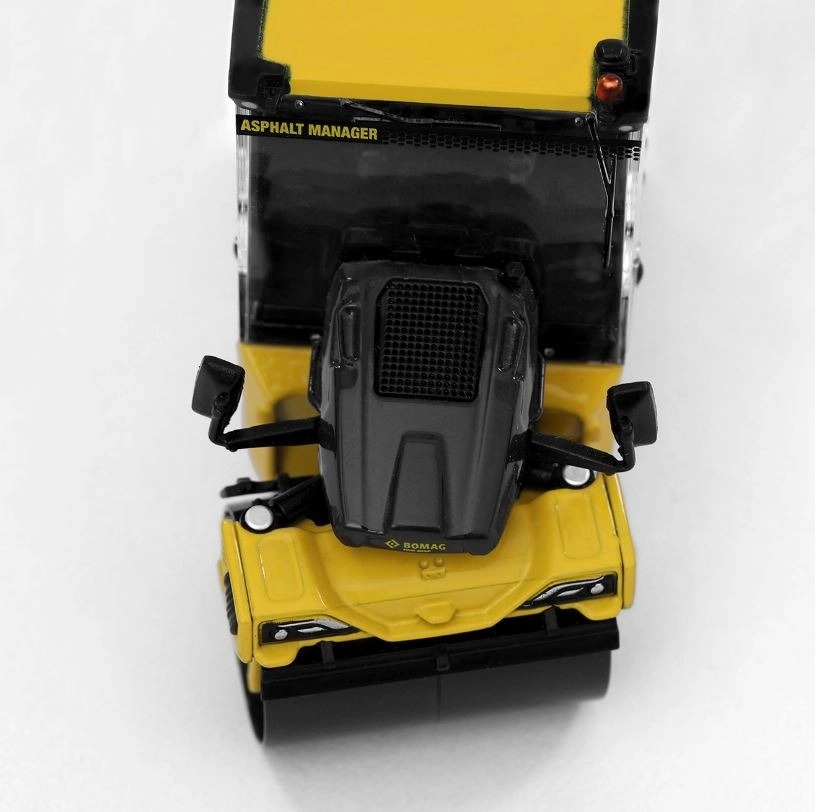 1/50 ölçek BOMAG Asfalt Silindiri BW174AP-5
