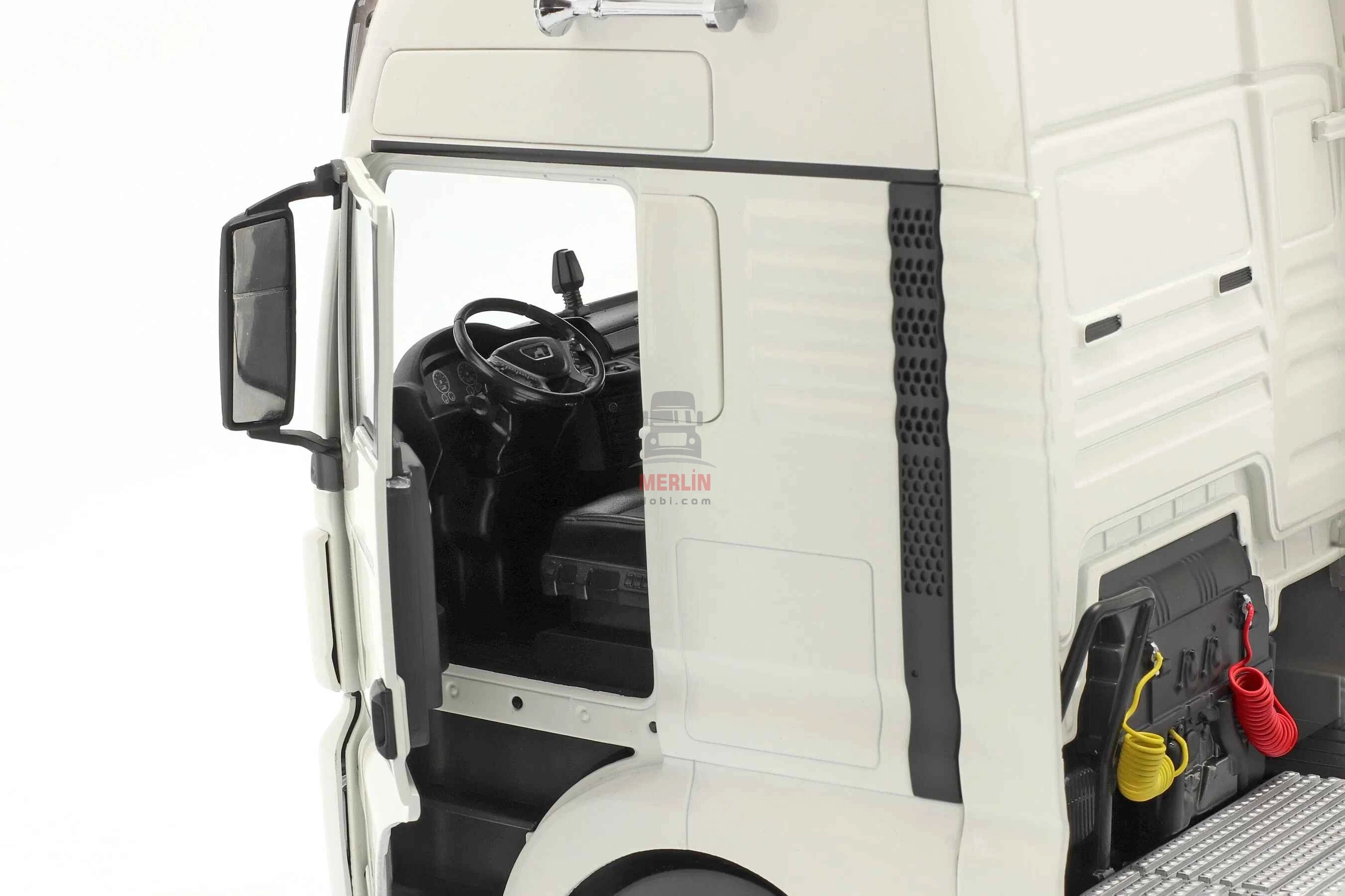 1/18 MAN TGX XXL 2018 - Beyaz Renk
