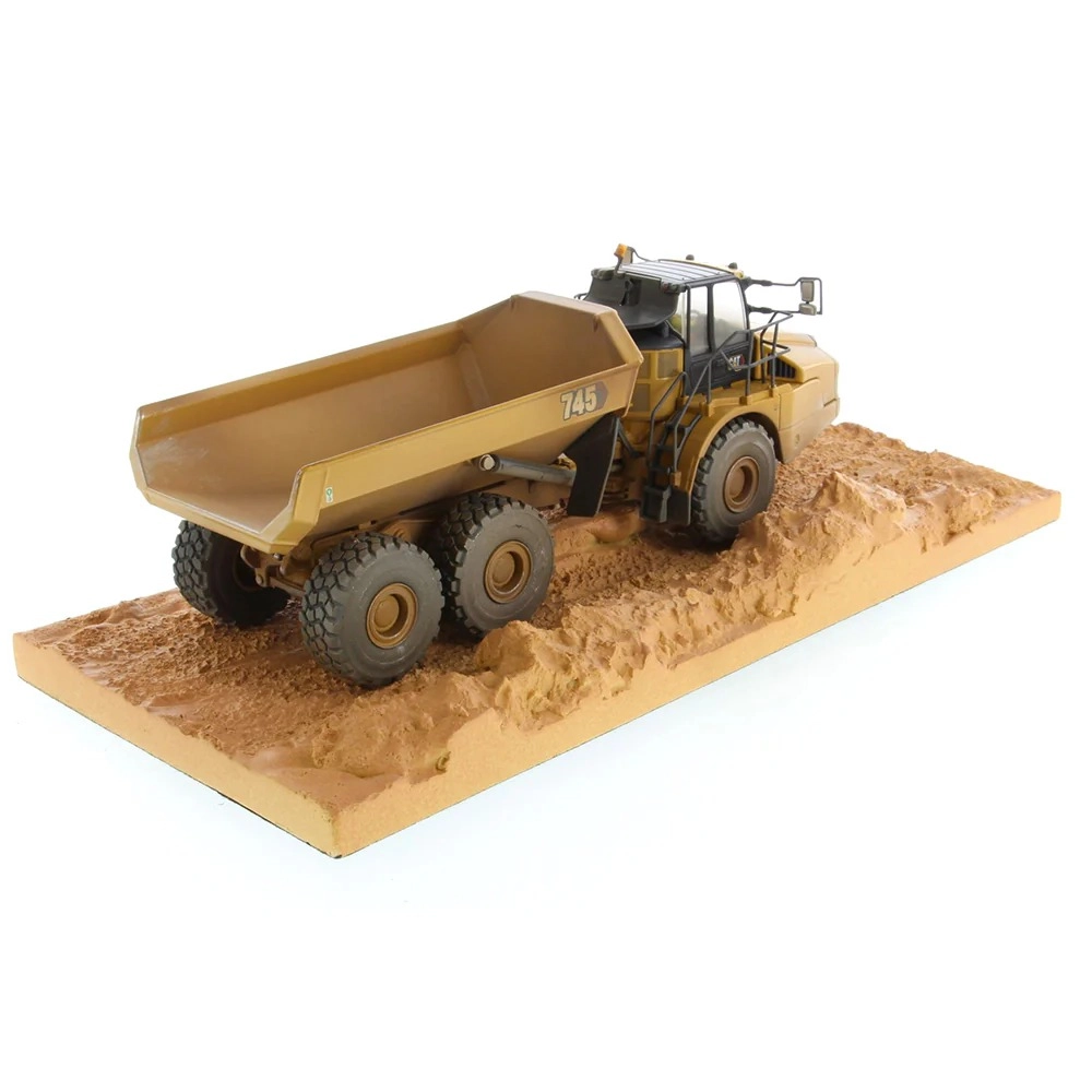 Cat 745 articulated truck weathered 1:50