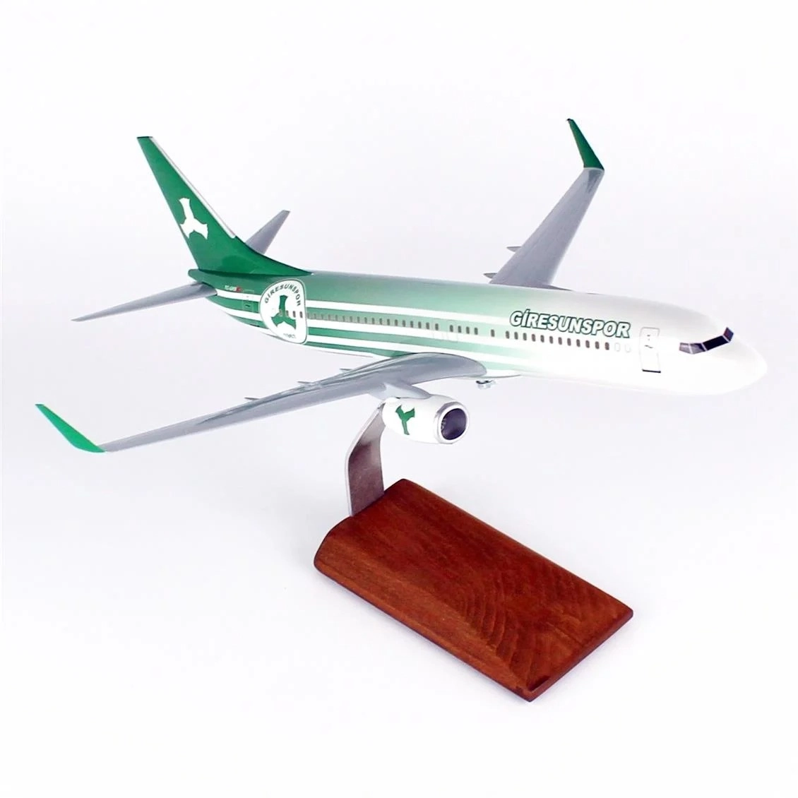1/100 Ölçek, Pegasus B737-800 Yolcu Uçağı, Sergilemeye Hazır Ahşap Standlı Model