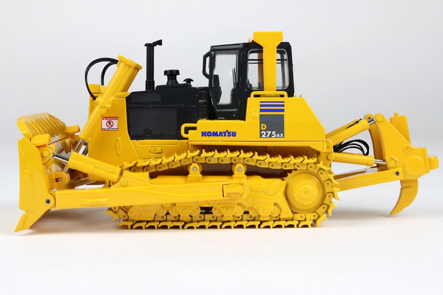 1/50 KOMATSU Dozer D275AX-5 with Sigma blade and ripper