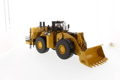 1/50 Caterpillar 994F White Loader