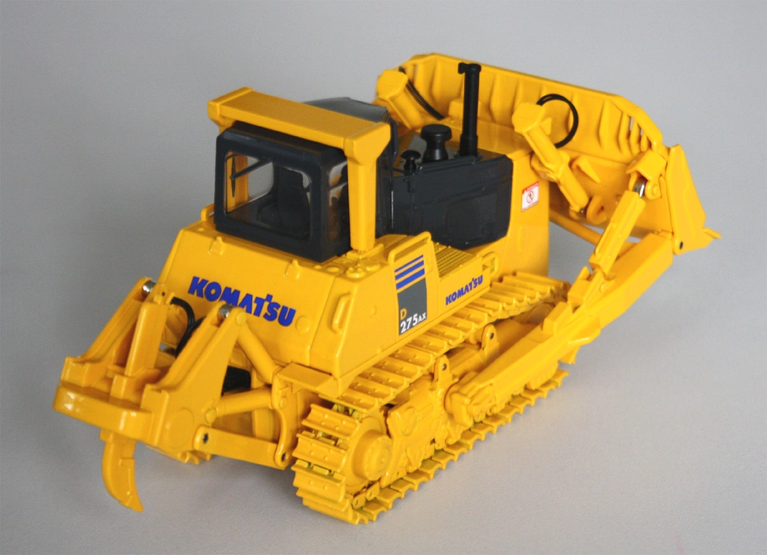 1/50 KOMATSU Dozer D275AX-5 with Sigma blade and ripper