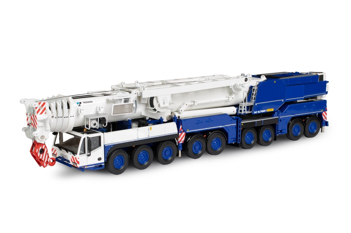 1/50 Tadano AC 7.450-1 Mobile Crane