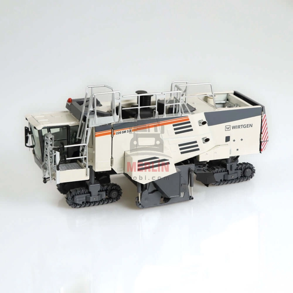1/50 Wirtgen 220SM 3.8 surface miner - sergilenmeye hazır model araç