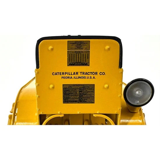 Cat Twenty Five Tractor 1:16