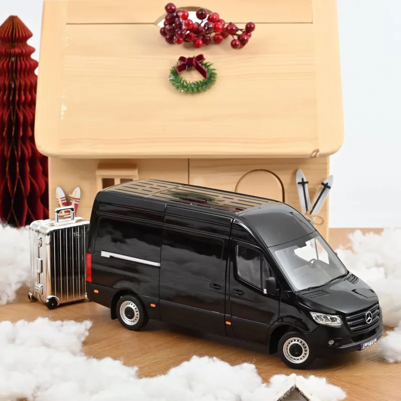 1/18 Norev Mercedes-Benz Sprinter 2018 Siyah
