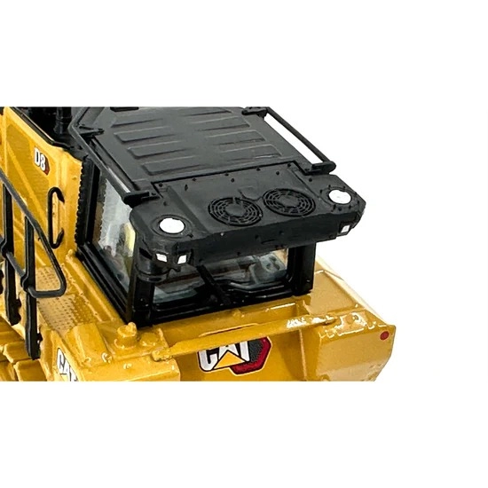 1/50 Caterpillar D8 Bulldozer Garbage Recycling