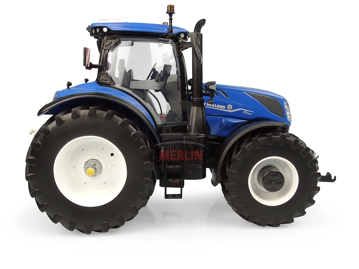 1/32 NEW HOLLAND T7.300 ’Auto Command’’  Traktör
