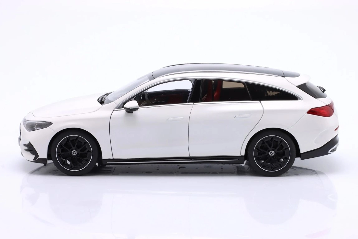 1/18 Mercedes-Benz CLA Shooting Brake EQ (X174) year 2025 polar white 1:18 NZG
