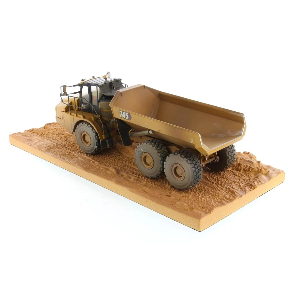 Cat 745 articulated truck weathered 1:50
