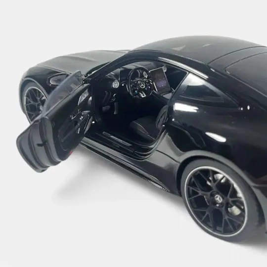 1/18 Mercedes-AMG GT 63 (Obsidyen Siyah / Obsidian Black)