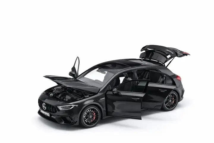 1/18 Mercedes-AMG A 45 S 4MATIC+ (Kozmos Siyah / Cosmos Black
