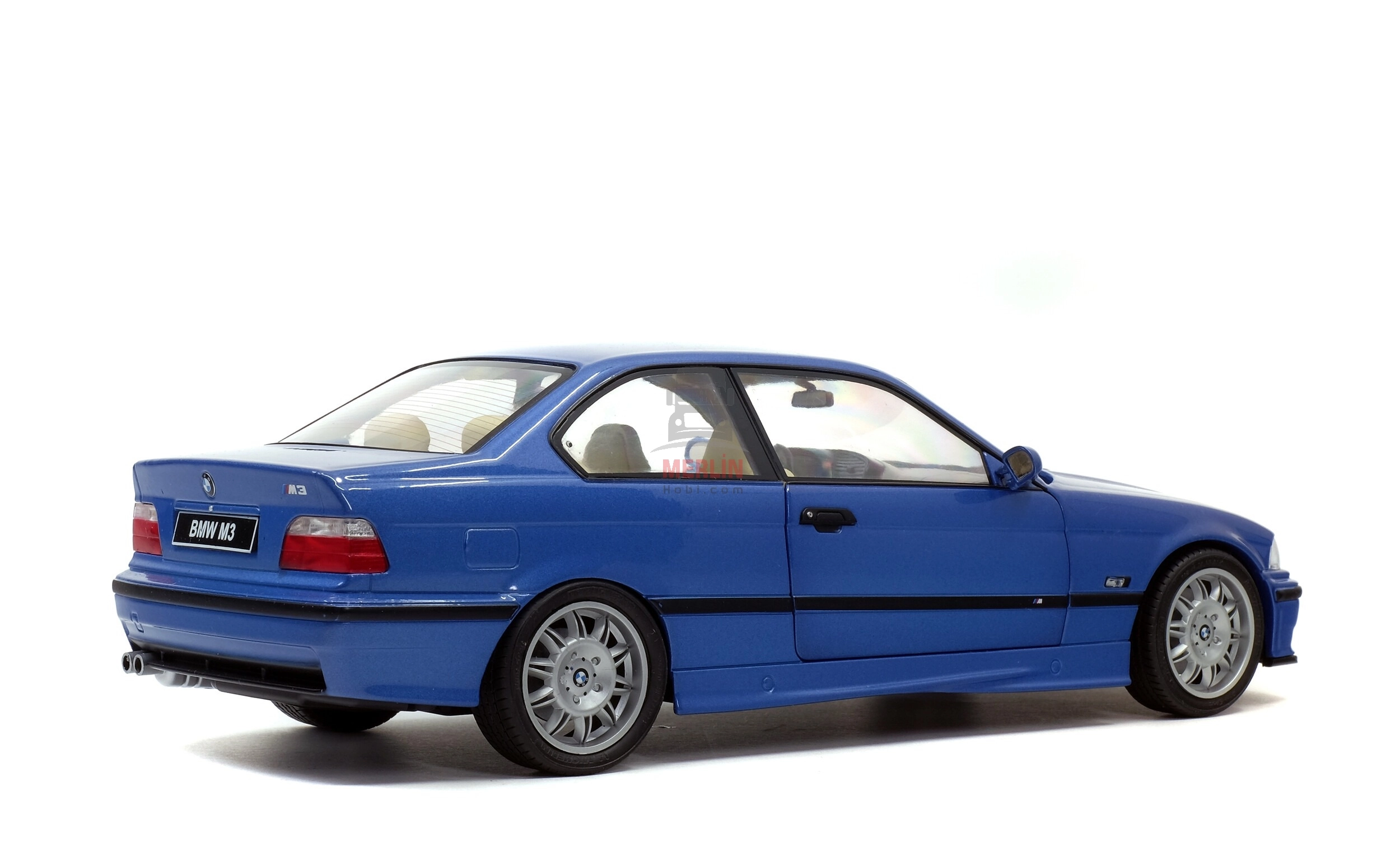 Solido 1/18 Scale S1803901 - BMW E36 Coupé M3 – Bleu Estoril – 1990