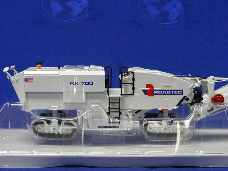 1/50 Roadtec RX-700 Cold Planer 