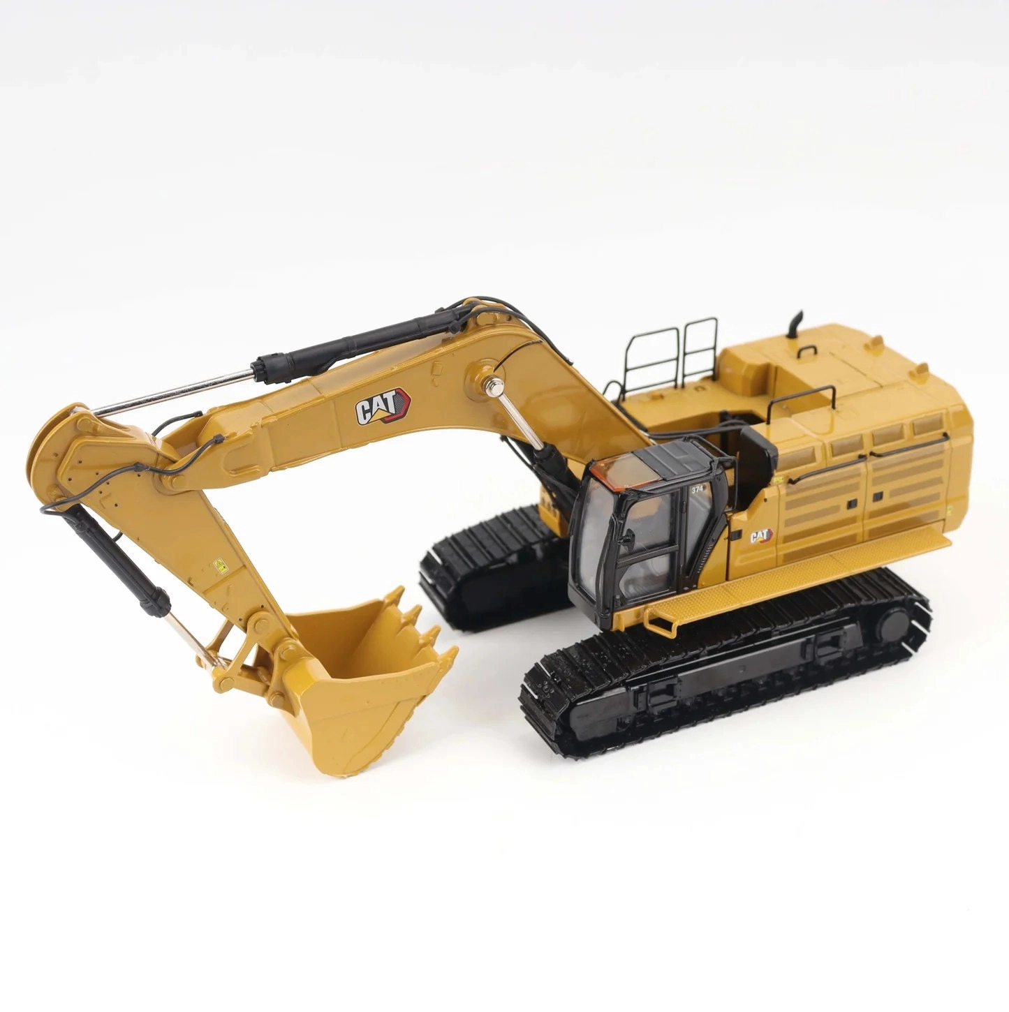 Yeni Logo 1/50 Caterpillar 374 Metal Paletli  Eskavatör