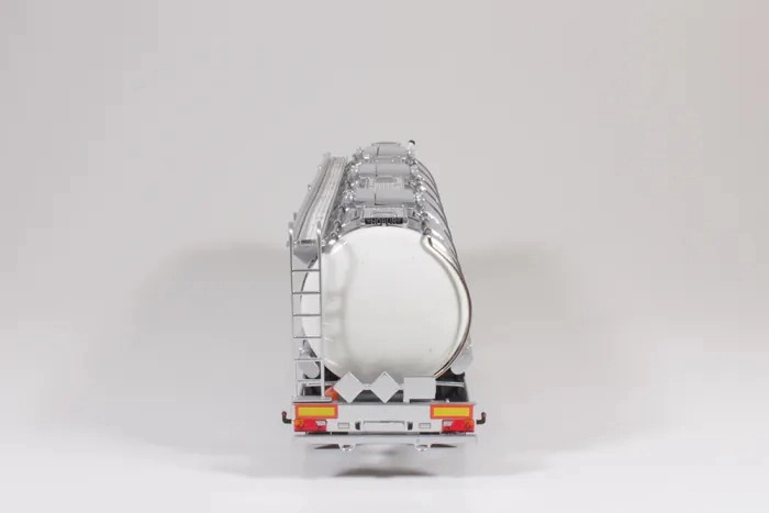 Tanktrailer without box