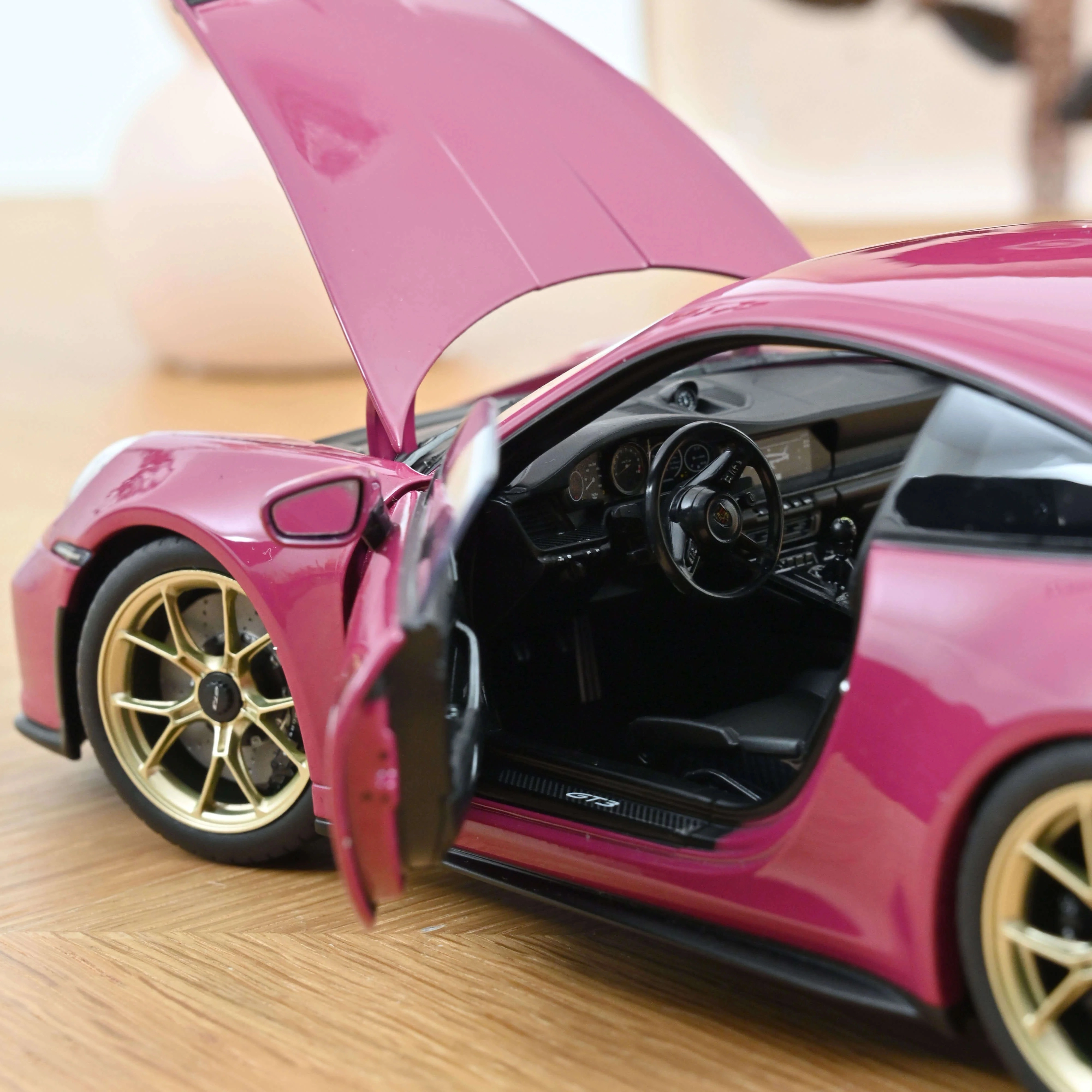1/18 Norev Porsche 911 GT3 2021 Ruby Star Neo 1:18