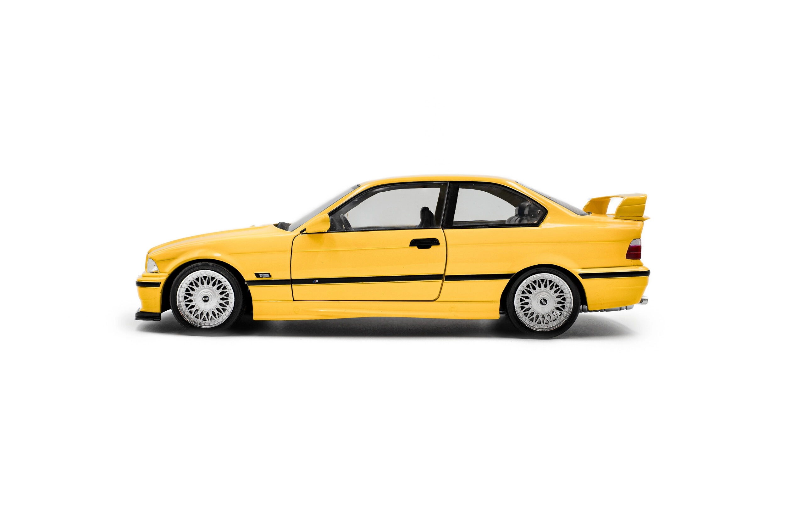 Solido 1/18 Scale S1803917 - BMW M3 Coupe SOLIDO WORKS – DAKAR YELLOW – 1991