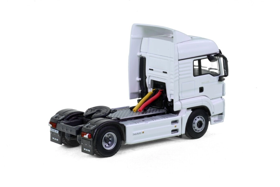 1/50 -MAN TGS LX 4x2 Beyaz