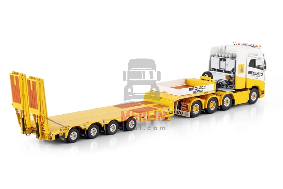 1/50 Mediaco; VOLVO FH4 GLOBETROTTER 8X4 SEMI LOW LOADER WITH RAMPS - 4 AXLE