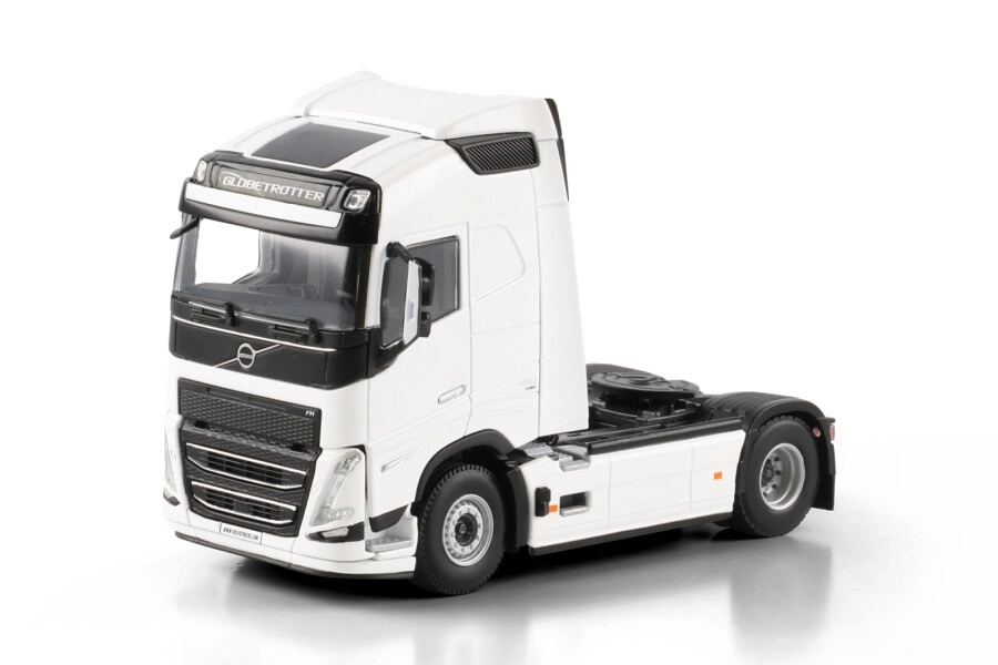 1/50 VOLVO FH5 MY2024 GLOBETROTTER 4X2