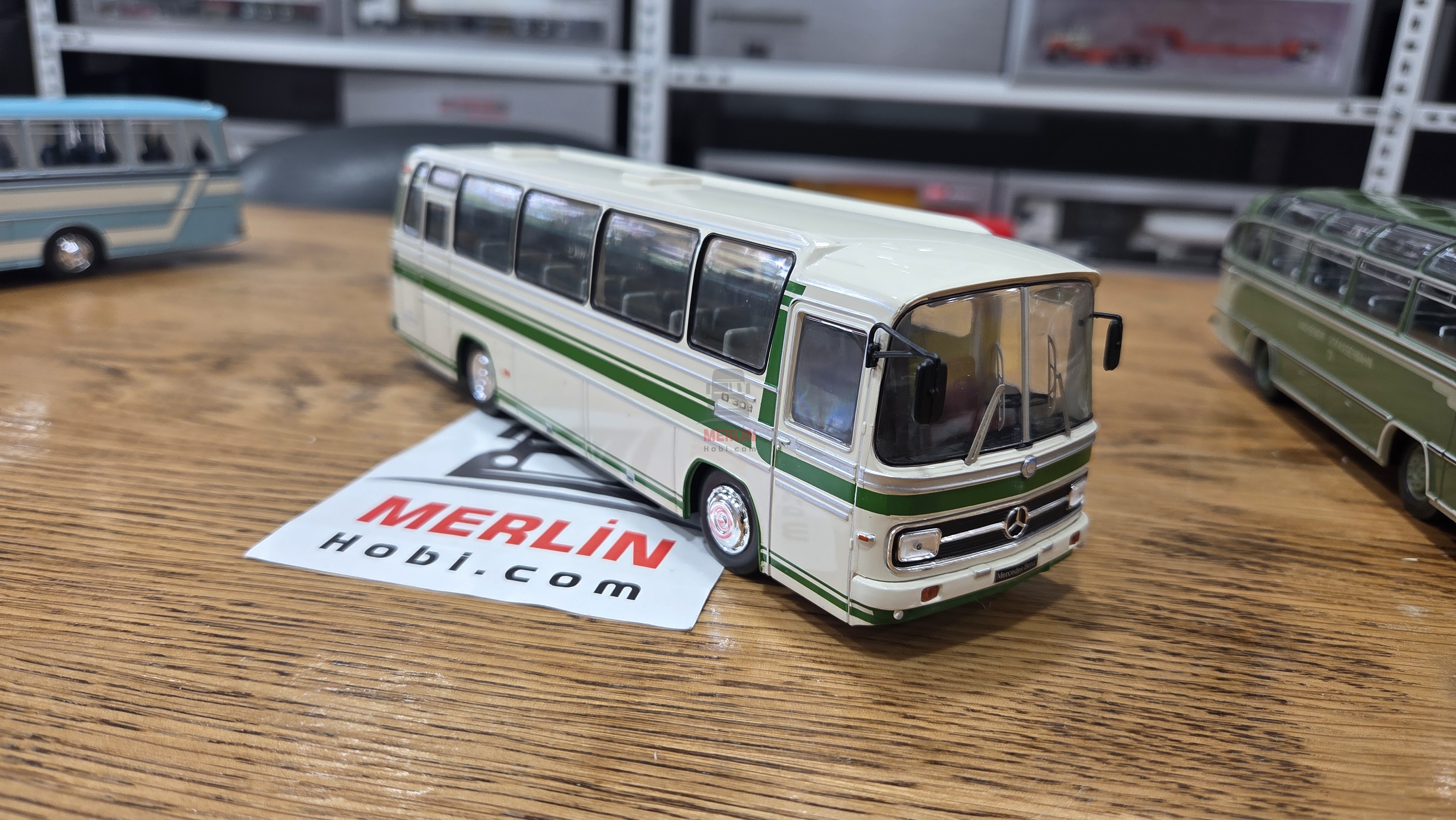 1/43 Ölçek -ikinci el - MERCEDES-BENZ O302 R 1972