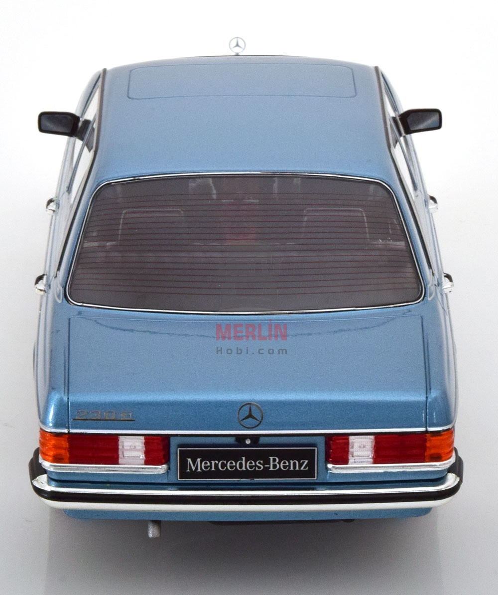 KK SCALE 1/18 Mercedes 230E W123 1975 HELLBLAU-METALLİC