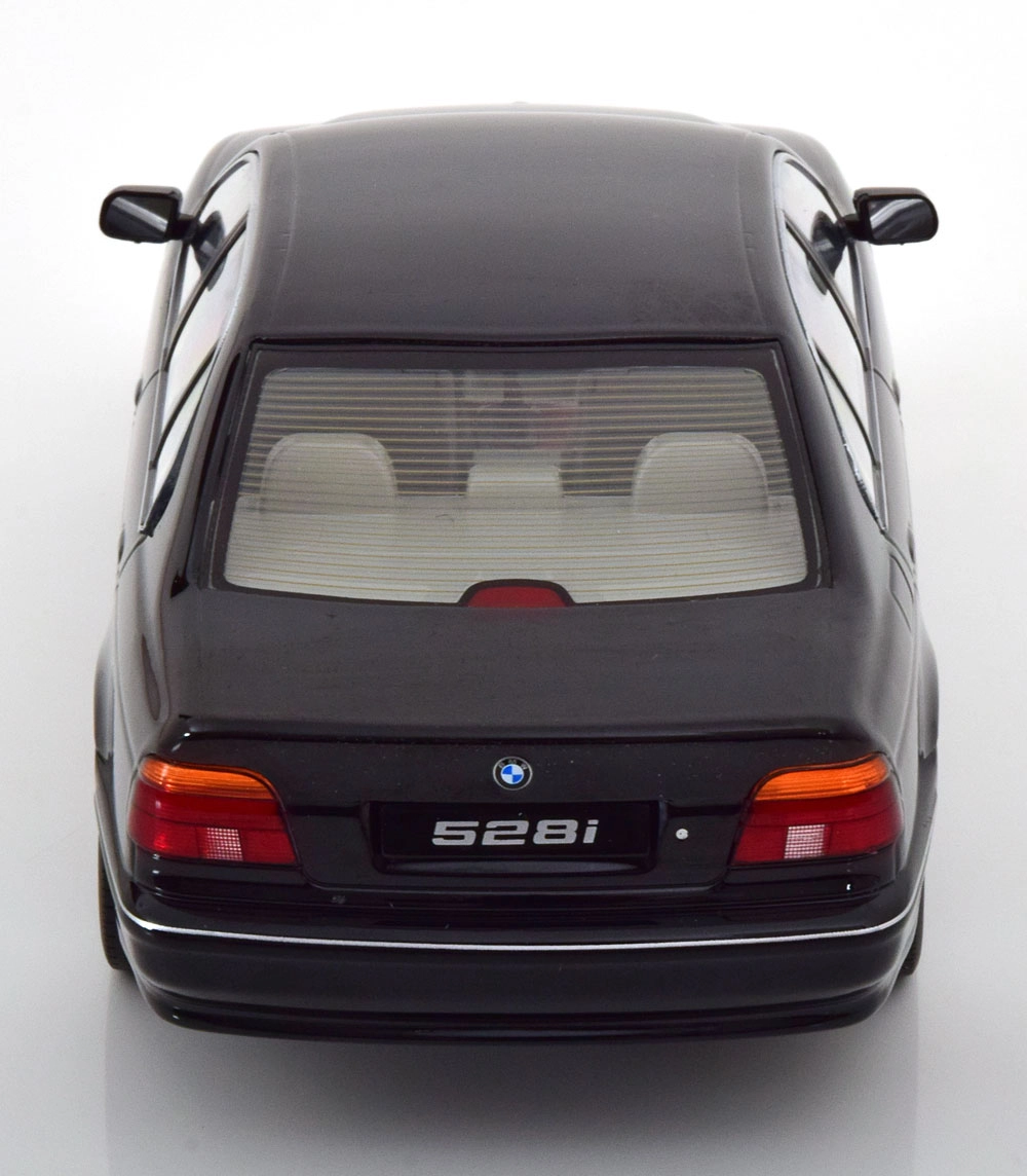 KK SCALE 1:18 BMW 528i E39 Limousine 1995 schwarz
