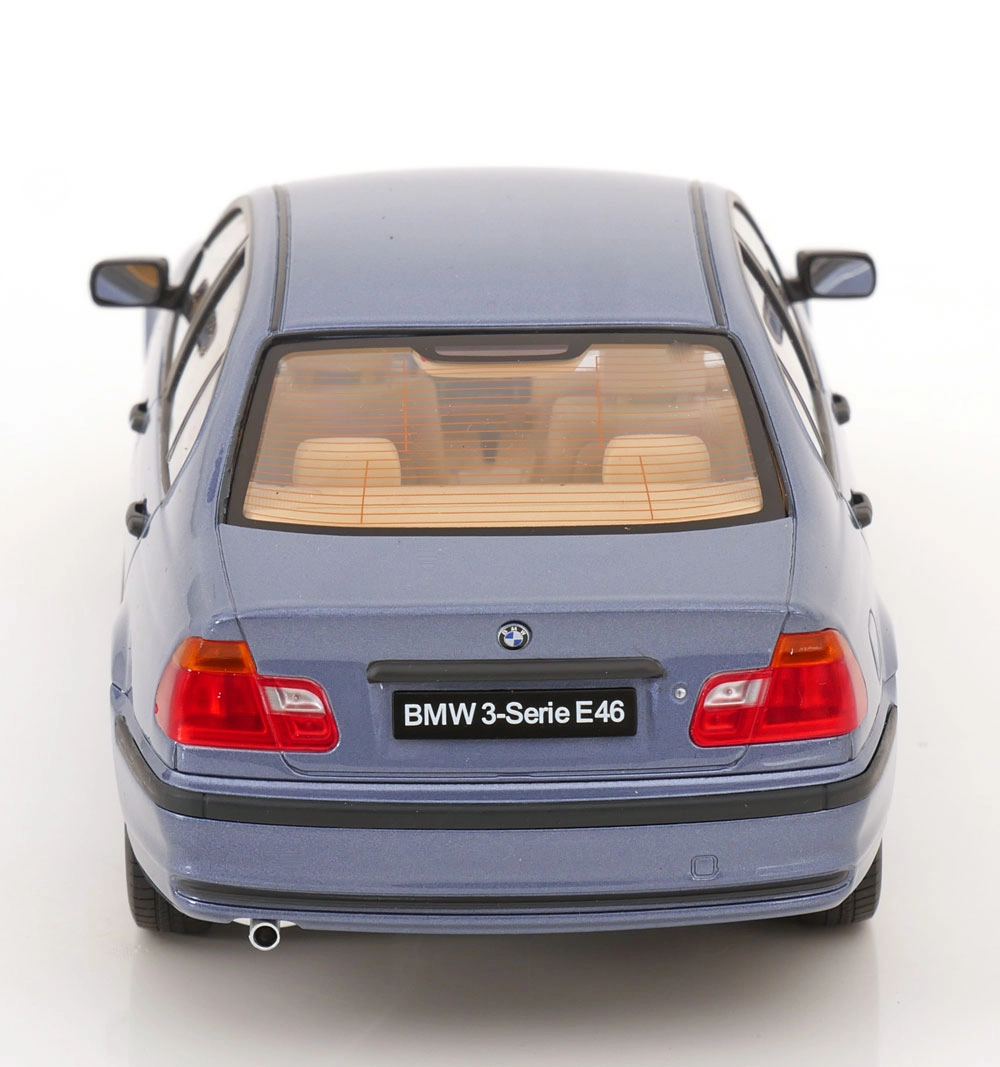 KK SCALE 1:18 BMW E46 Limousine 1999 hellblau-metallic
