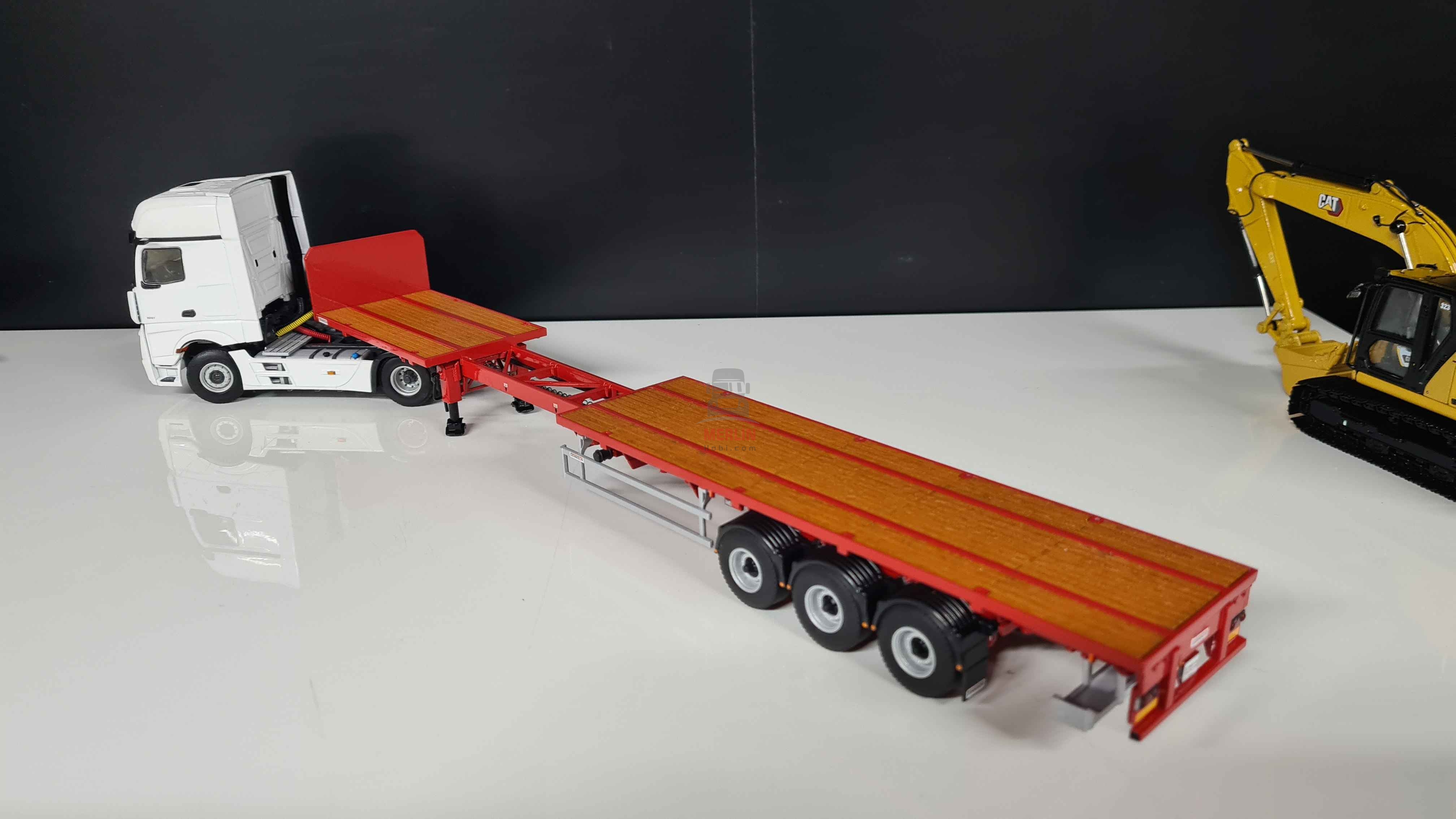 1/50 Mercedes Actros 4x2  + FLATBED TRAILER - 3 AXLE Tır Çekici