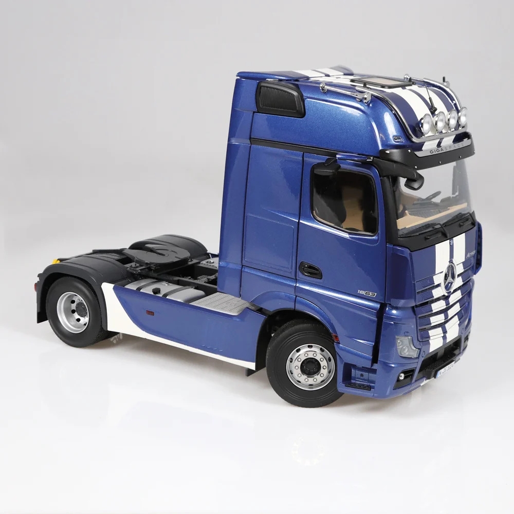 1/18 Mercedes-Benz Actros 1863 GigaSpace 4x2 Metalik Blue