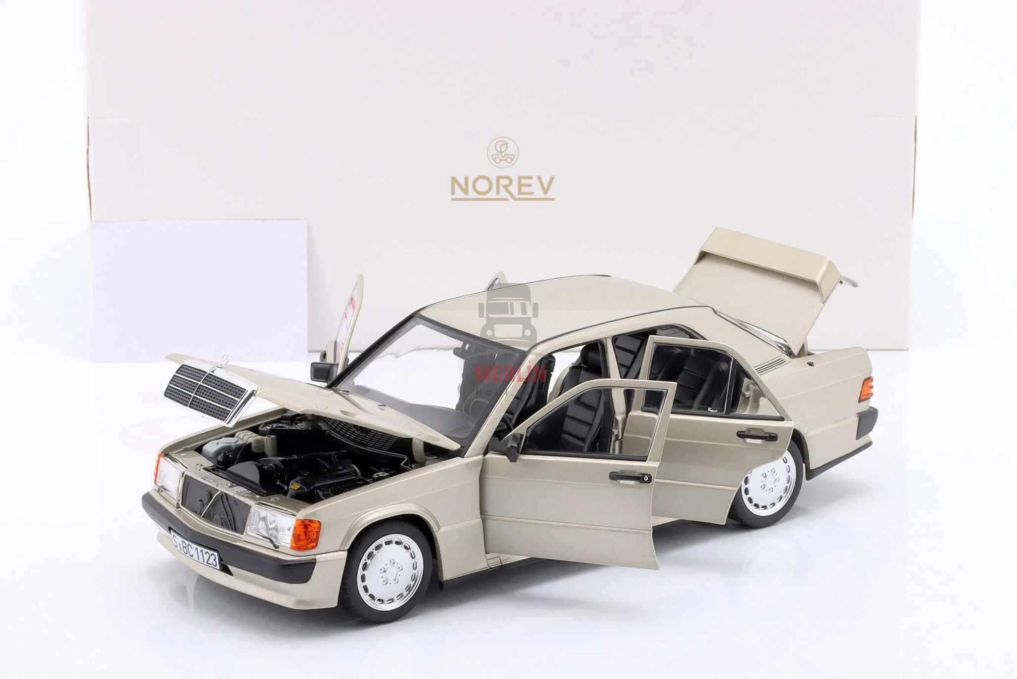 1/18 Norev Mercedes-Benz 190 E 2.3-16 1984 Duman Gümüş Metalik