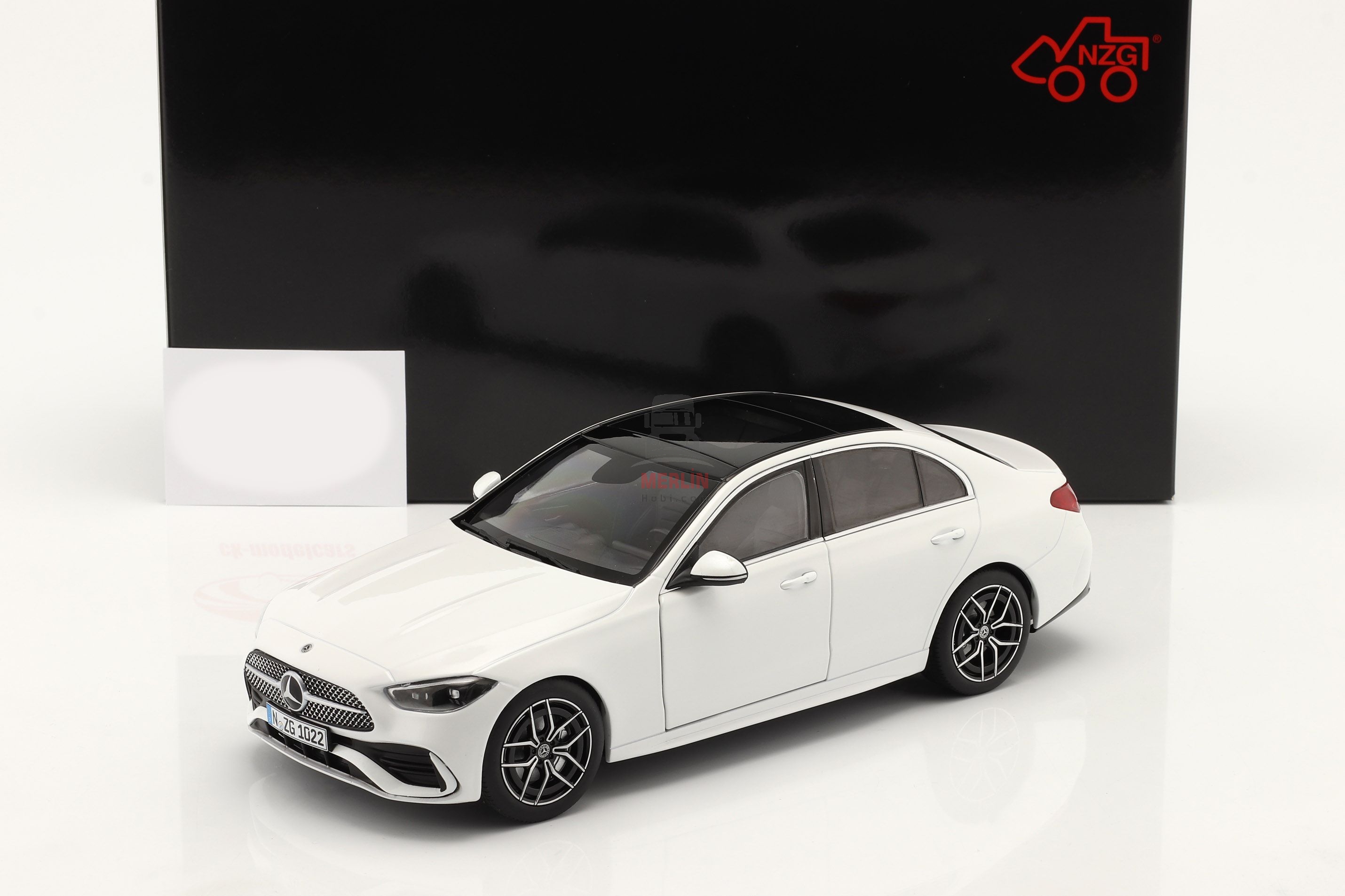 1/18 Mercedes-Benz C-Serisi W206 Opalit Beyaz Parlak