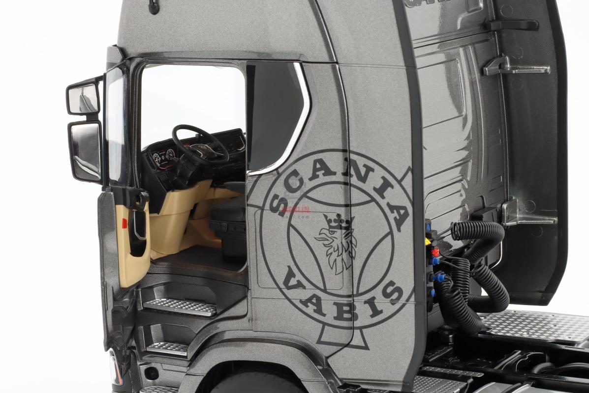 1/18 Scania V8 730S 4x2 GRİ Renk - nzg