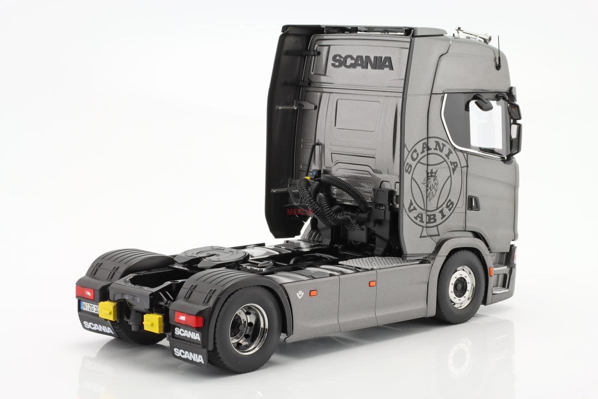 1/18 Scania V8 730S 4x2 GRİ Renk - nzg