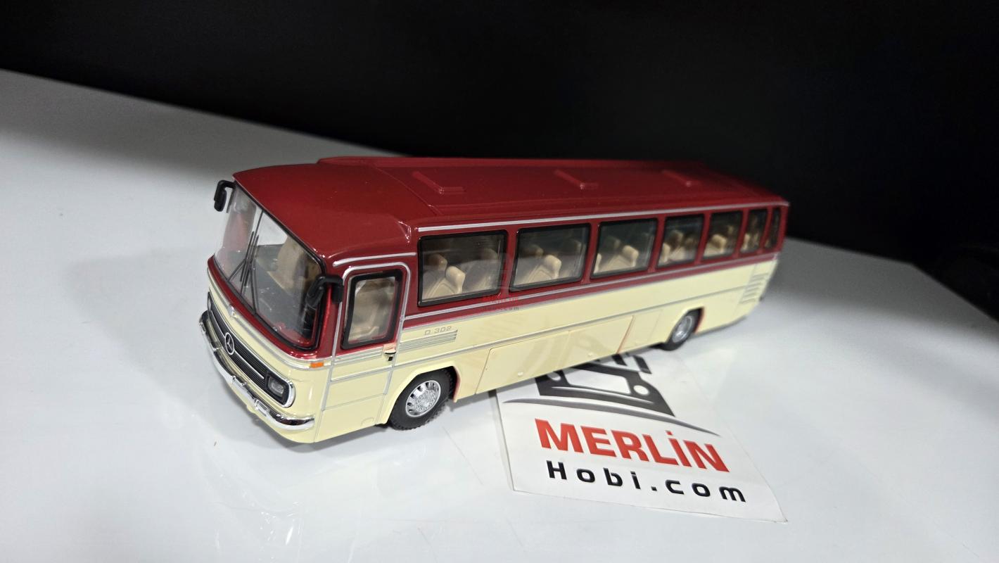 1/43 Scale - Mercedes Benz O302 - Bule Cream