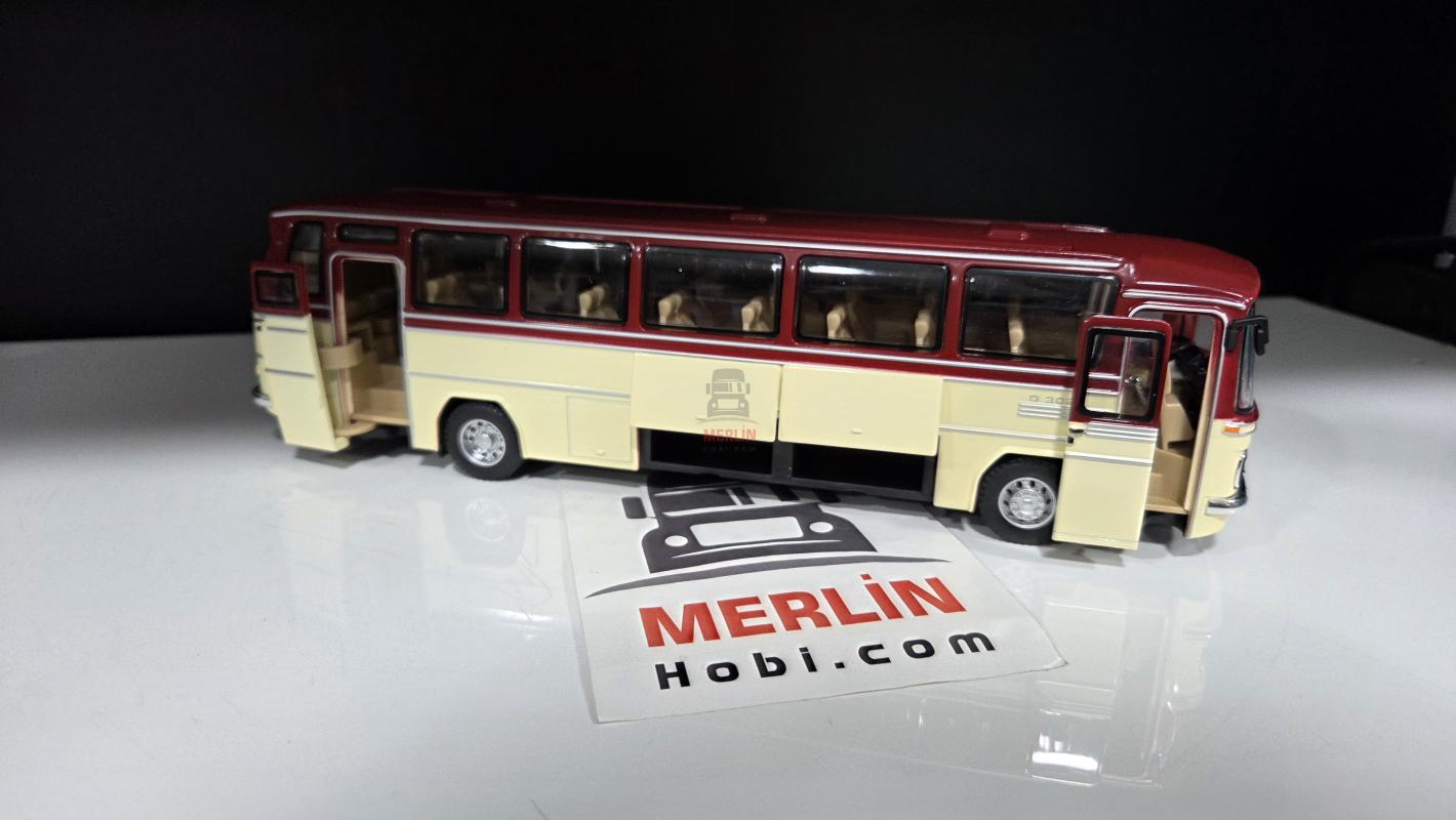 1/43 Scale - Mercedes Benz O302 - Bule Cream